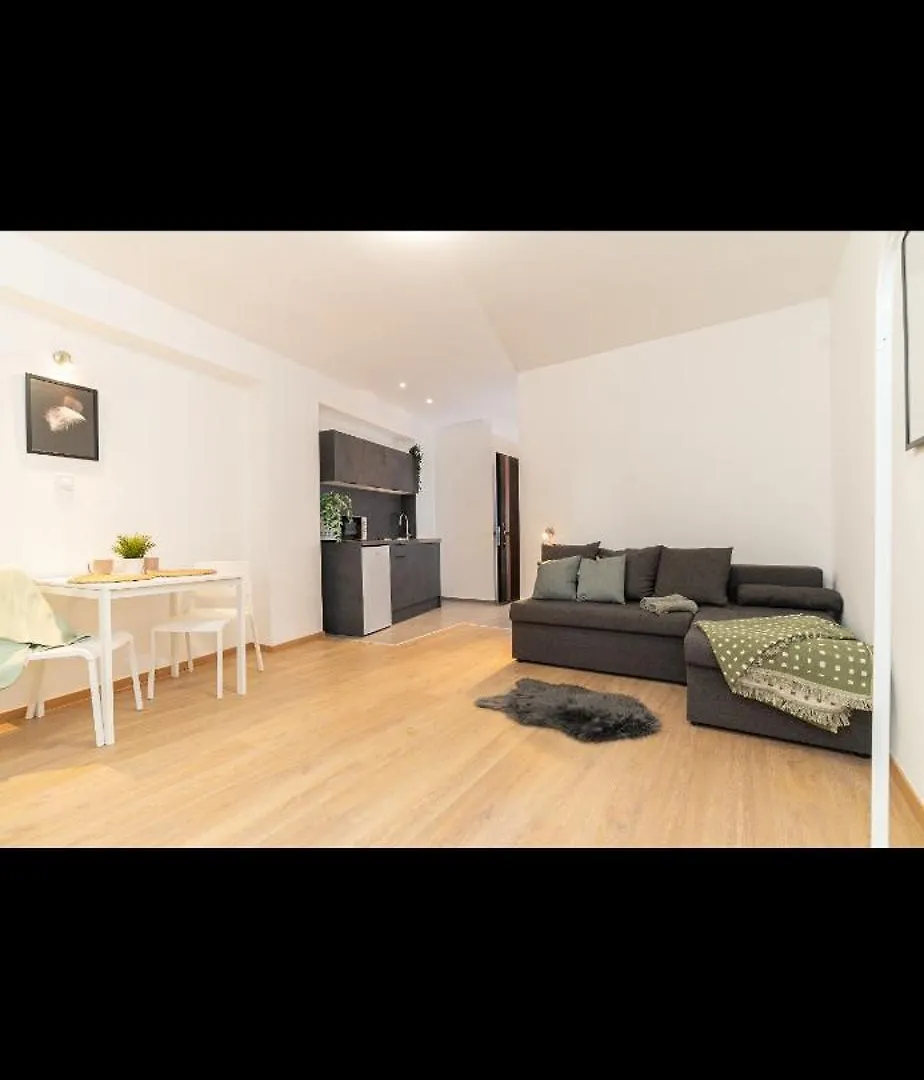 Apartment Klauzal Stret New Studio Budapest