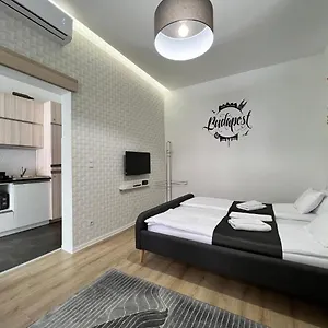  Apartment Stunning
